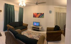 Kak'S House Malay